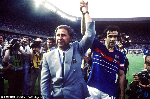 article-2299264-0032d4ed00000258-74_634x421