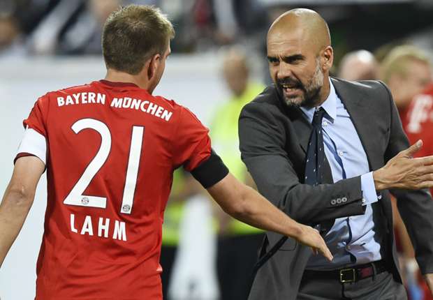 philipp-lahm-pep-guardiola-bayern-munich_shwgit8h6f501f0ikfqvmfut3