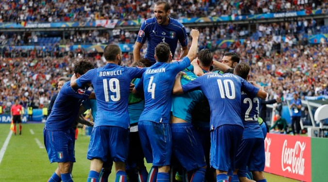 Italy v Spain - EURO 2016 - Round of 16